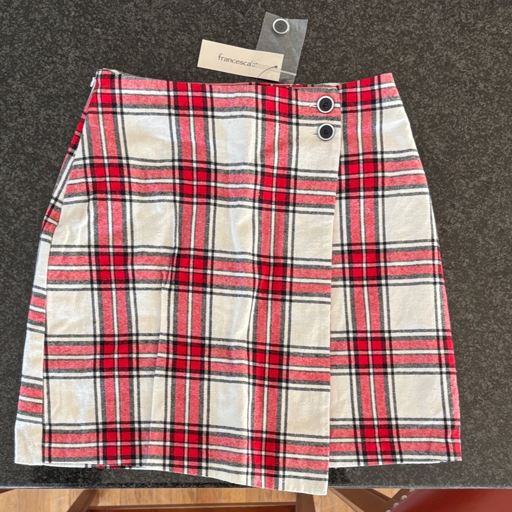 Francesca's Collections Red and White Checkered Mini Skirt